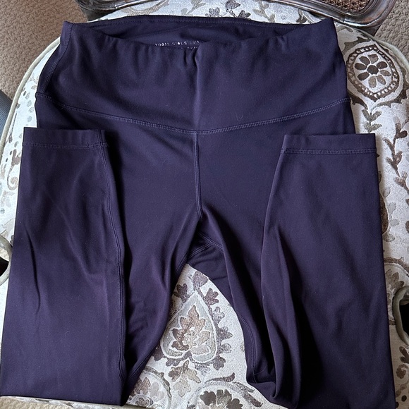 Yogalicious Deep Plum Leggings - Picture 1 of 3